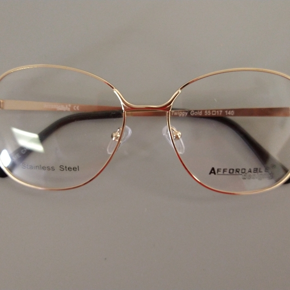 Large Gold Eyeglasses - Picture 6 of 16